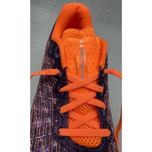 Athletic_Shoes